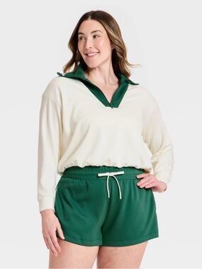 Airy Sleek Pique 1/2 Zip Bubble Hem Cream and Forest Green Pullover Sweatshirt